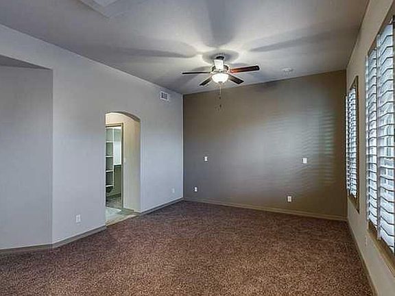 5th image of 14540 Hunters Grove Ave