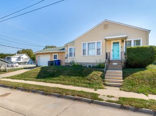 3110 Burden St, Dubuque, IA 52001