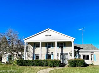 9801 E Monroe Rd, Durand, MI 48429