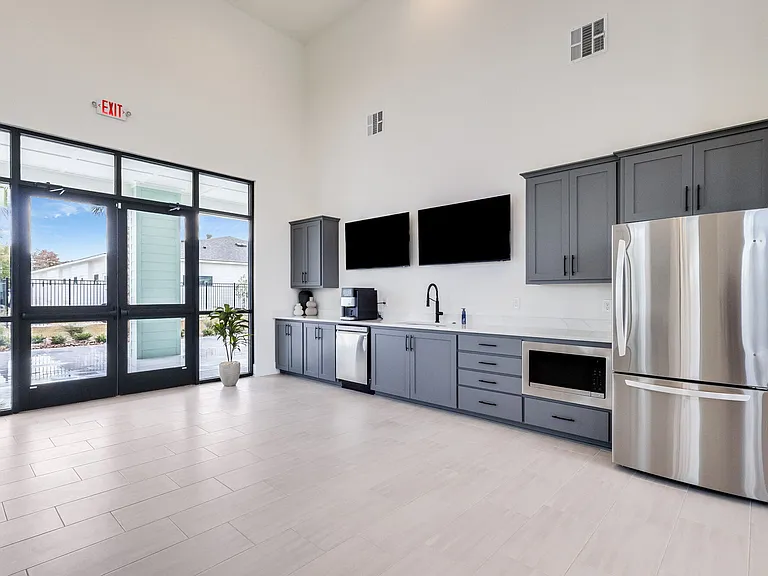 Trinity Villas — Photo 31