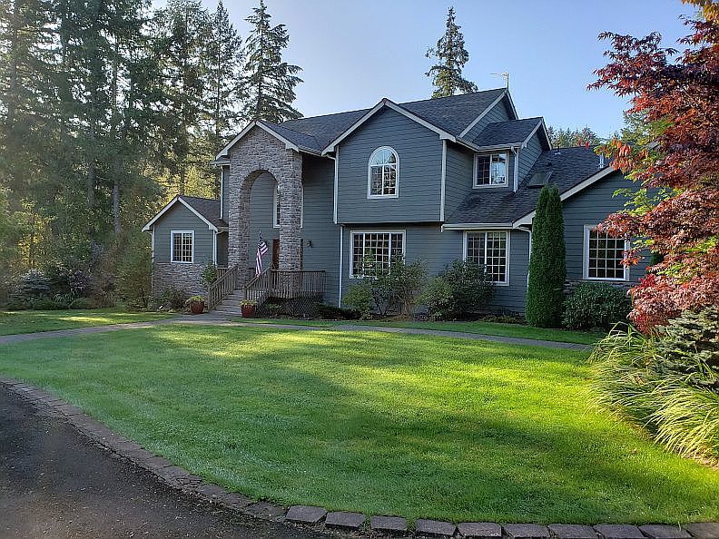 1st image of 7143 Grayhawk Ln NE