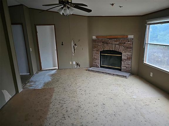 5th image of 19000 SE 140th St