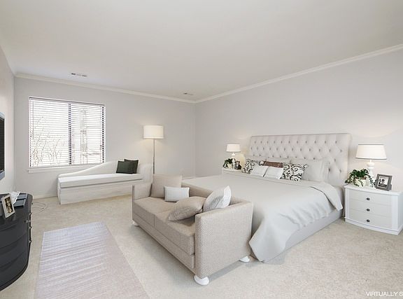 3rd image of 3030 Pheasant Creek Dr APT 302