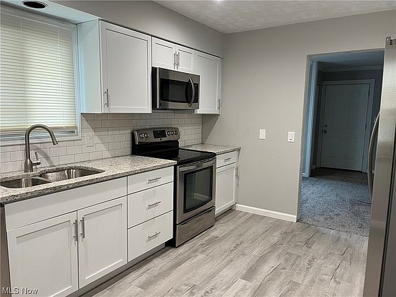 3rd image of 4466 W 152nd St