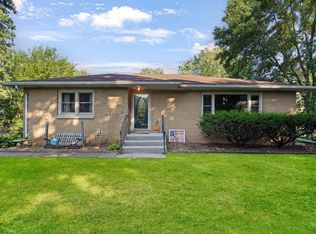 857 N Lake St, Neenah, WI 54956