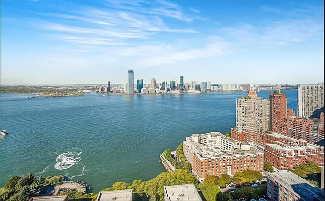 Rented by Battery Park Realty | media 20