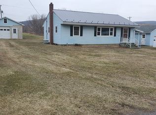 104 E New Market St, Freeburg, PA 17827