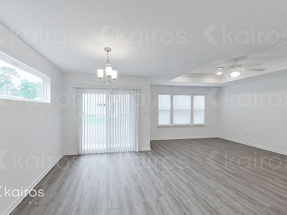 3rd image of 11354 Camden Court Cir