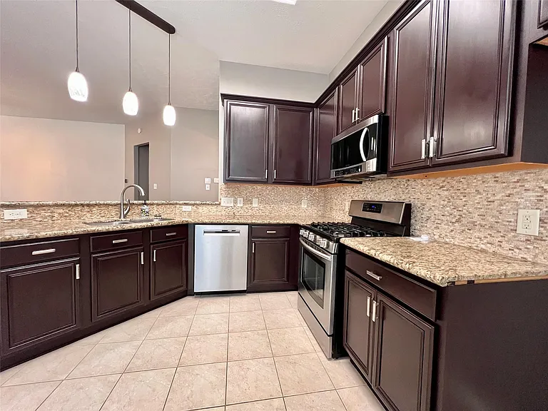 67 N Merryweather Cir — Photo 14