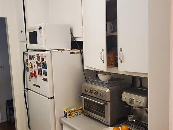 5th image of 1300 Midland Ave APT C26