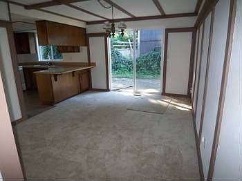 4th image of 214 28th Ave SE
