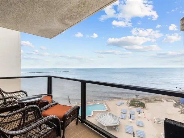 450 S Gulfview Blvd APT 802, Clearwater, FL 33767