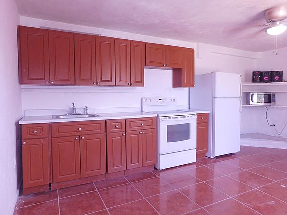 Comfy kitchen