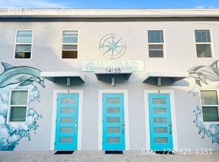 14135 Palm St APT 1, Saint Petersburg, FL 33708