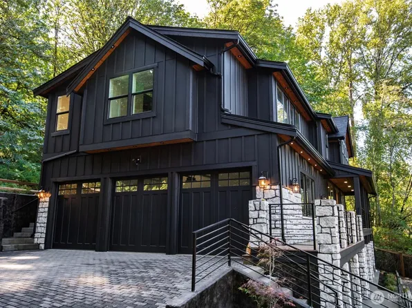 10661 Forbes Creek Drive, Kirkland, WA 98033