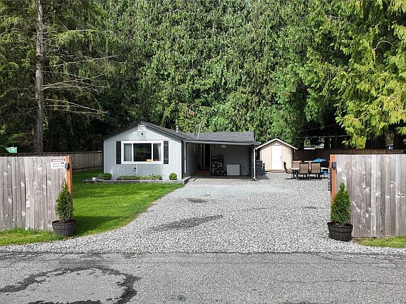 3rd image of 8892 Peavey Road
