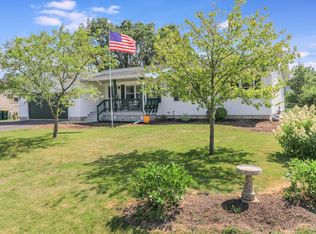 1117 Hickory Ln, Elkhorn, WI 53121