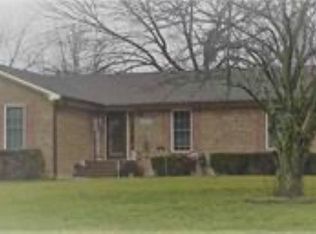 4810 Hickory Hollow Ln, Shepherdsville, KY 40165