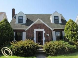 1533 Superior Blvd, Wyandotte, MI 48192