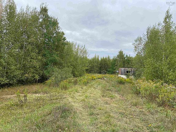 2nd image of 2028 Lake Rd