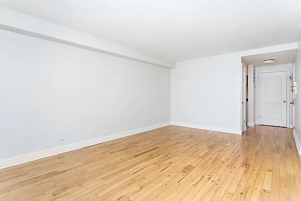 Rented by Living New York | media 7