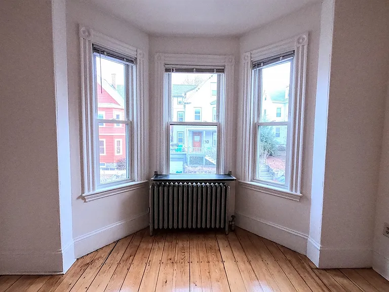 90 Wenham St #2 — Photo 19
