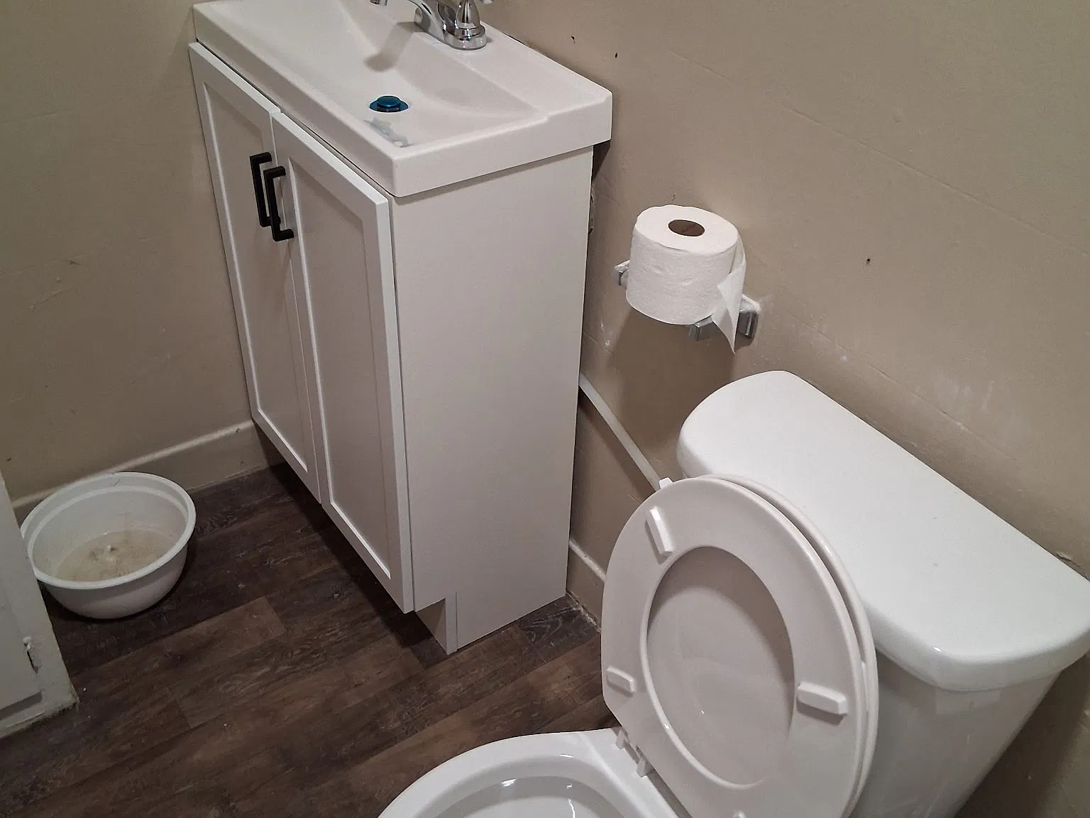 Studio, 300 sqft, $500 — Photo 2