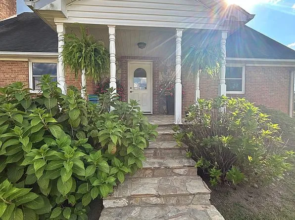 578 Atkins Rd, Cameron, NC 28326