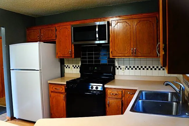 1471 Richards Ct — Photo 3