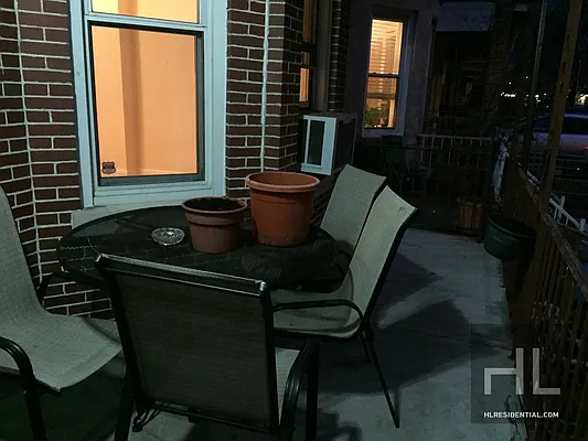 Rented by Highline Residential | media 23