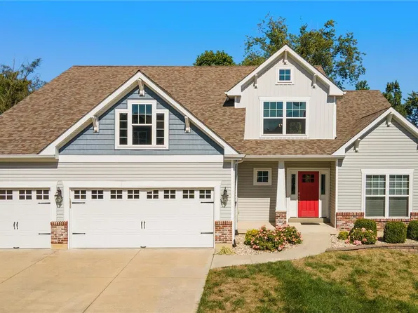 22 Macarthur Ct, Saint Charles, MO 63304