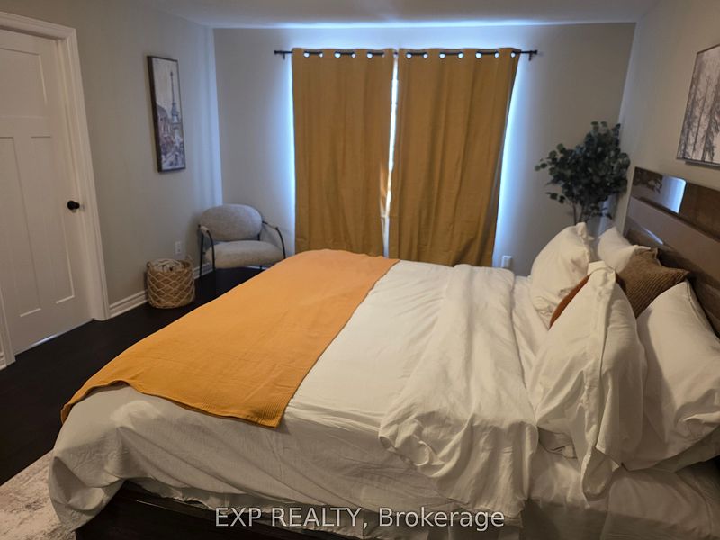 Ottawa House for rent - 4 Bedrooms — photo 25