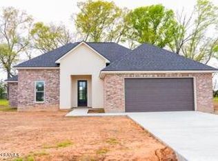 425 Gilbert Dr, Opelousas, LA 70570