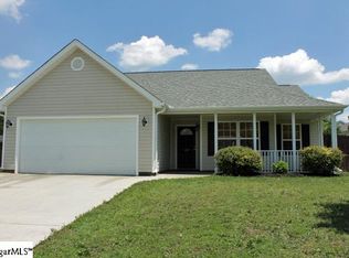 116 Waukegan Way, Taylors, SC 29687