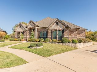 8417 Forest Glenn Ct, North Richland Hills, TX 76182