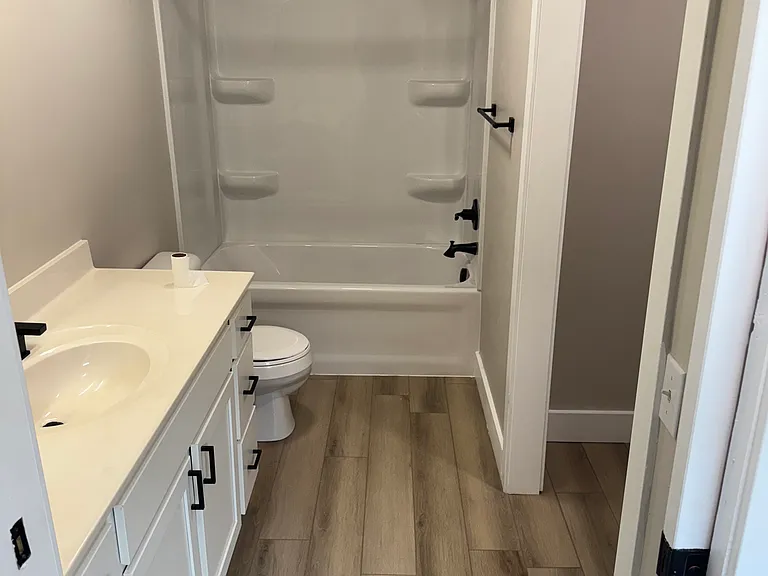 651 Musgrave Ct #5 — Photo 4