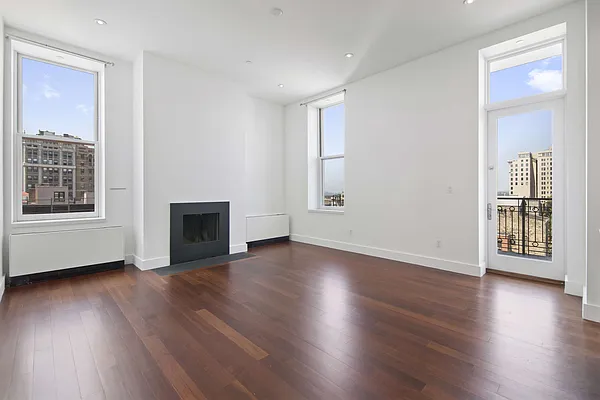 Rented by Compass | media 14