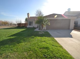 13999 Spring St, Fontana, CA 92335