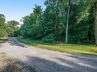 19499 Kluver Rd, New Buffalo, MI 49117