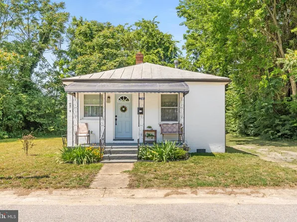 24 S Burch St, Petersburg, VA 23803