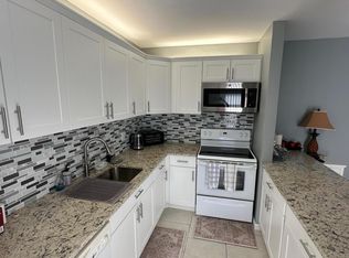 304 Miramar Lane #C4, Palm Beach Gardens, FL 33410