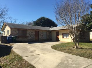 4406 Sunnyvale Ln, San Antonio, TX 78217