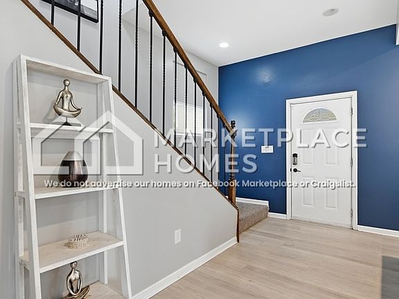 3rd image of 1917 N College Ave