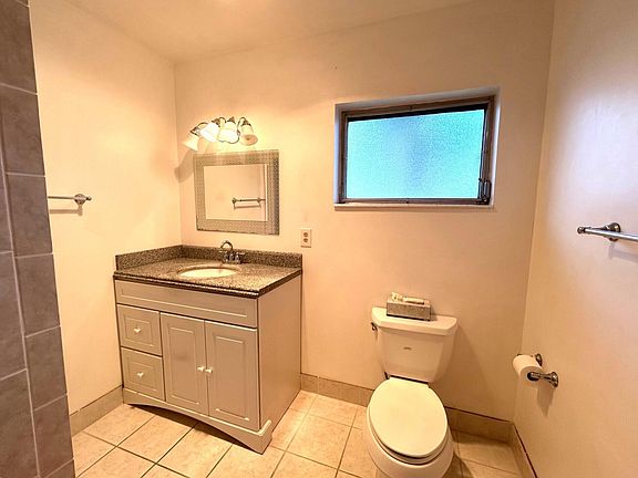 5th image of 2845 Crosley Drive E #E