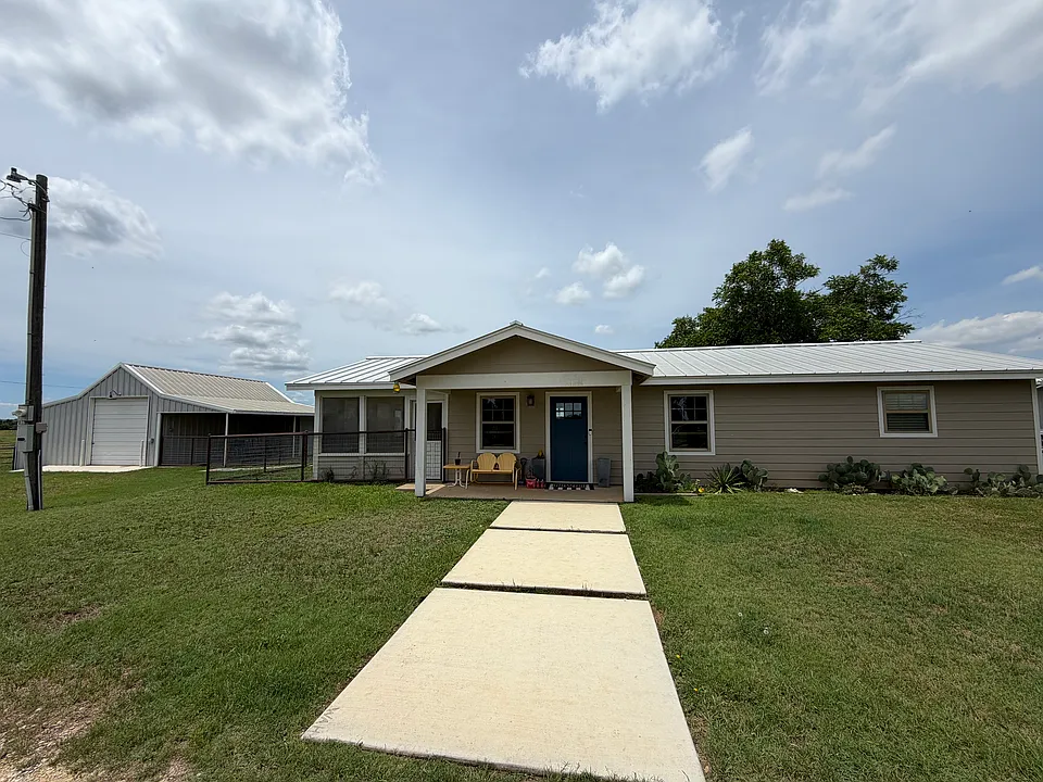 2074 County Road 416