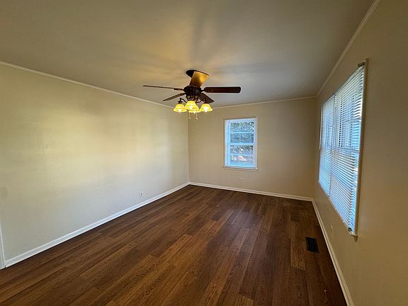 2nd image of 18 Barnes Dr