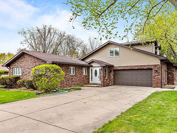 2nd image of 16431 Leslie Ann Dr