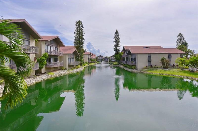 1st image of 1083 Lake House Cir #C-103