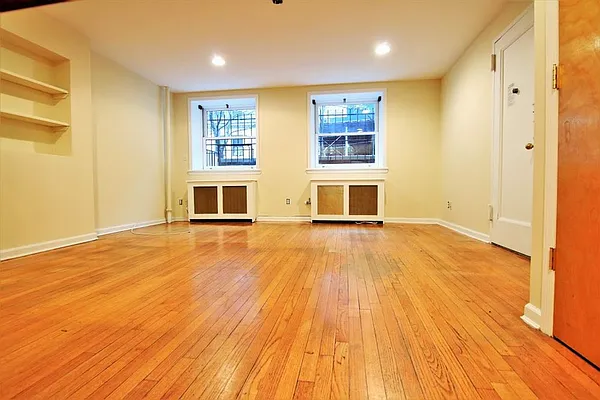 Rented by JK Dansar Corp | media 2