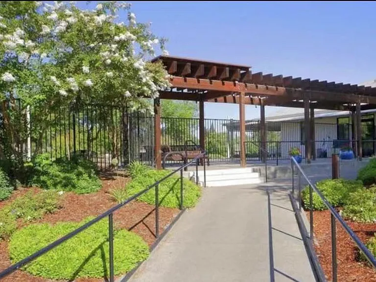 3401 Bermuda Ave #16 — Photo 13